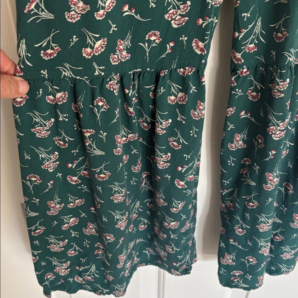 Floral Green Pantsuit - Picture 2 of 10